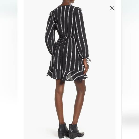 Band of Gypsies Women's Medium Black Pinstripe Faux Wrap Dress - Picture 6 of 16
